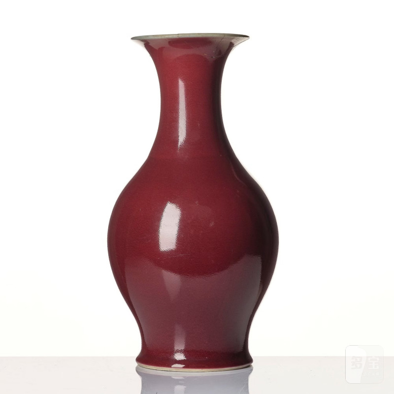 A red glazed vase, - 图4